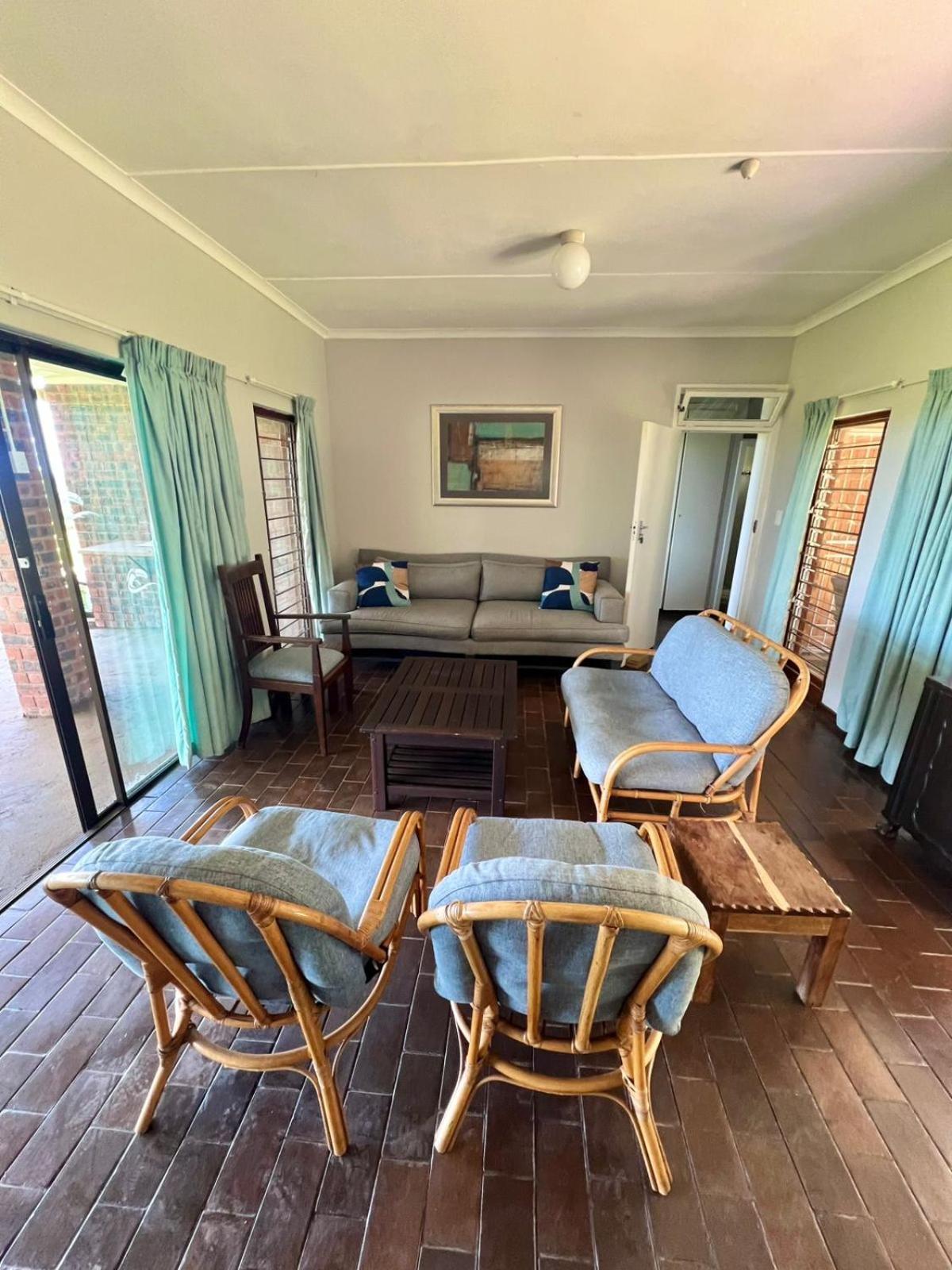 St Lucia Holiday Cottage ภายนอก รูปภาพ
